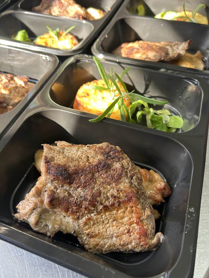 Pachet praznic ceafă de porc